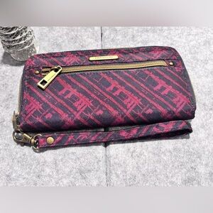 ✈️Travelon Zip Around RFID Blocking Anti-Theft Wristlet Wallet Clutch ✈️